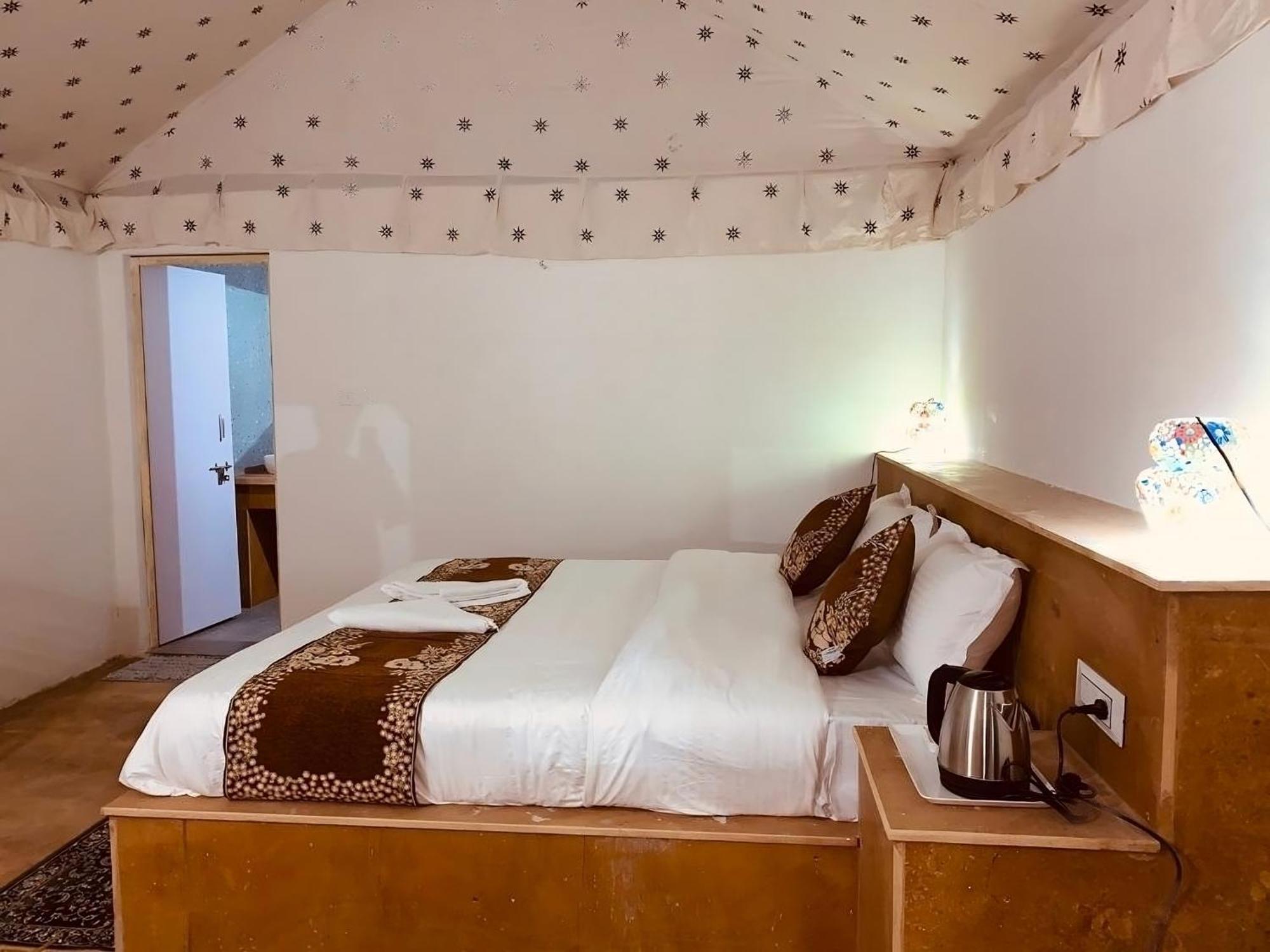 Desert Drop Resort Jaisalmer Sam Bagian luar foto